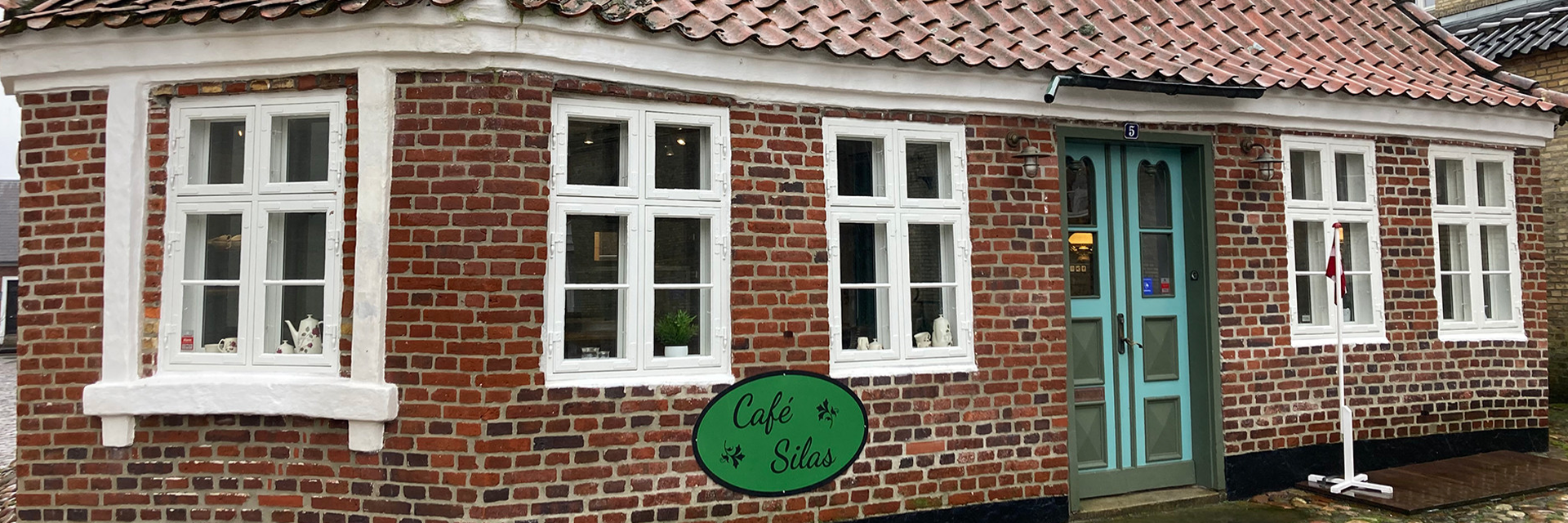 cafesilasfacadetekstbillede